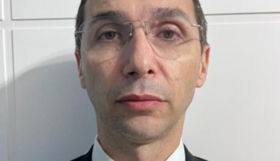 Dr. Leandro Daniel Menzen